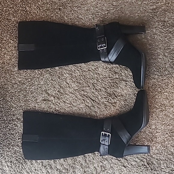 Chaps Candence Black Suede Leather Boots - Picture 3 of 10